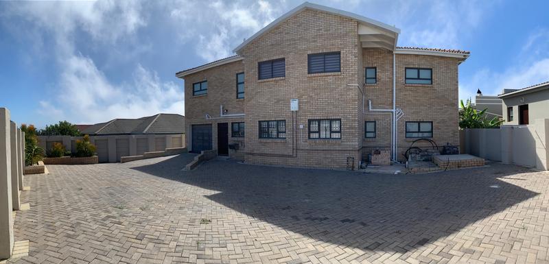 3 Bedroom Property for Sale in Wavecrest Eastern Cape